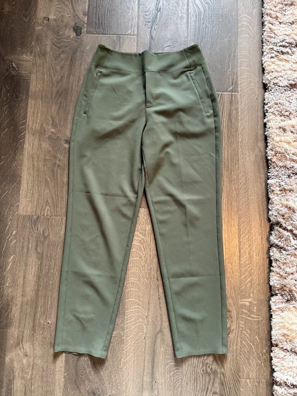 Athleta Endless Pant Army Green Size 10 Tall Stretch Pull On Trouser